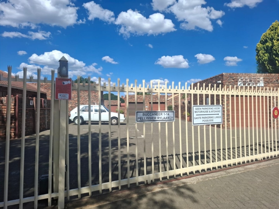 2 Bedroom Property for Sale in Pellissier Free State